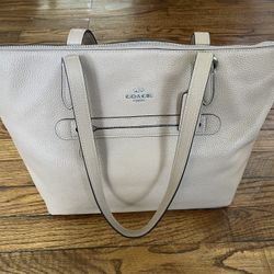 New Coach Taylor Bag