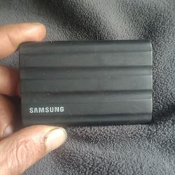 Samsung T7 1TB SSD Drive