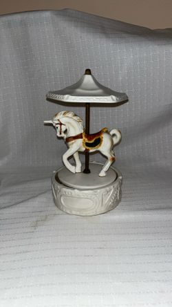 Vintage Music Box “” Carousel Waltz “
