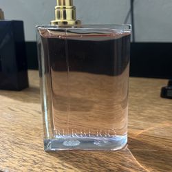 Burberry Her Perfume 