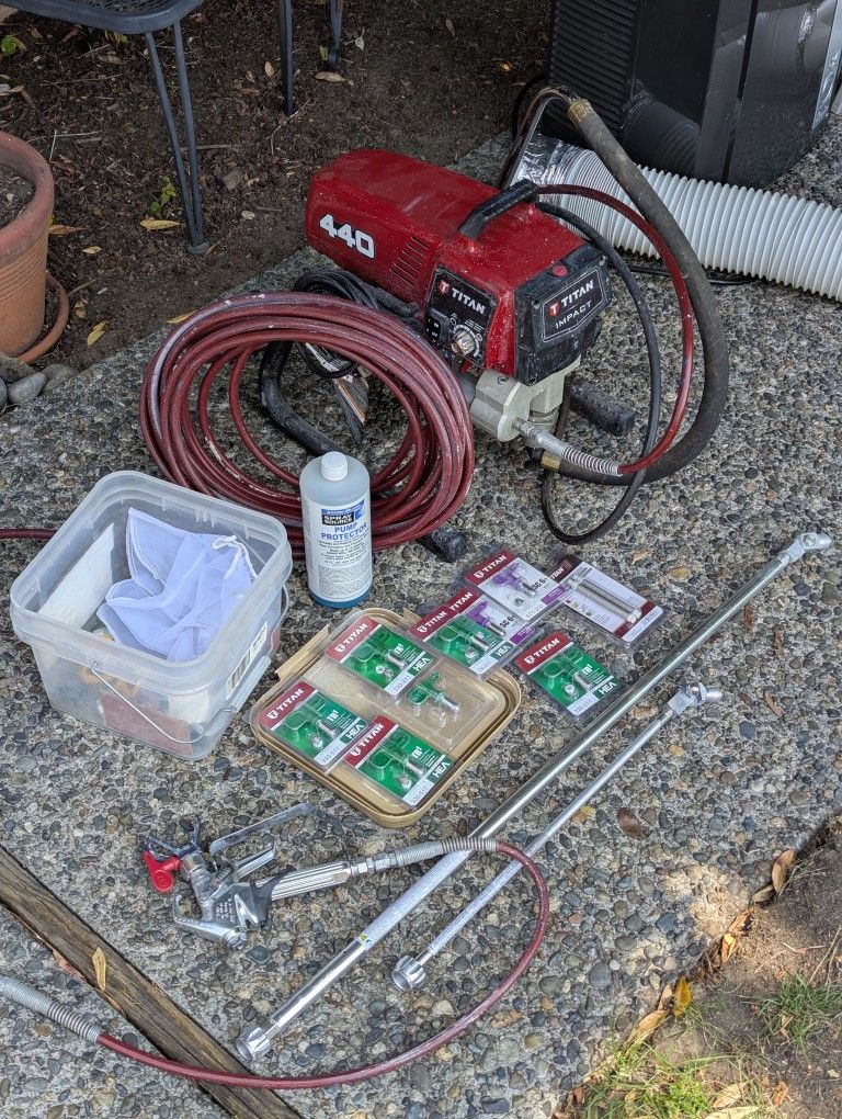 Titan 440 plus extras