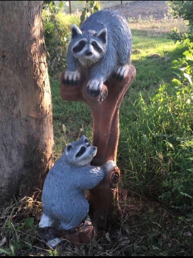 Cement garden statue raccoons 4 feet tall for Sale in Oakdale, CA - OfferUp