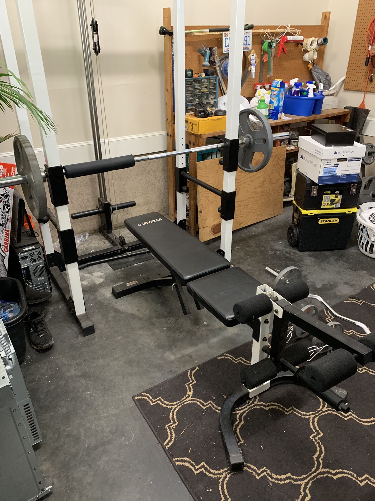 Full Home Gym Weight Set Weider 560) for Sale in Charlotte, NC