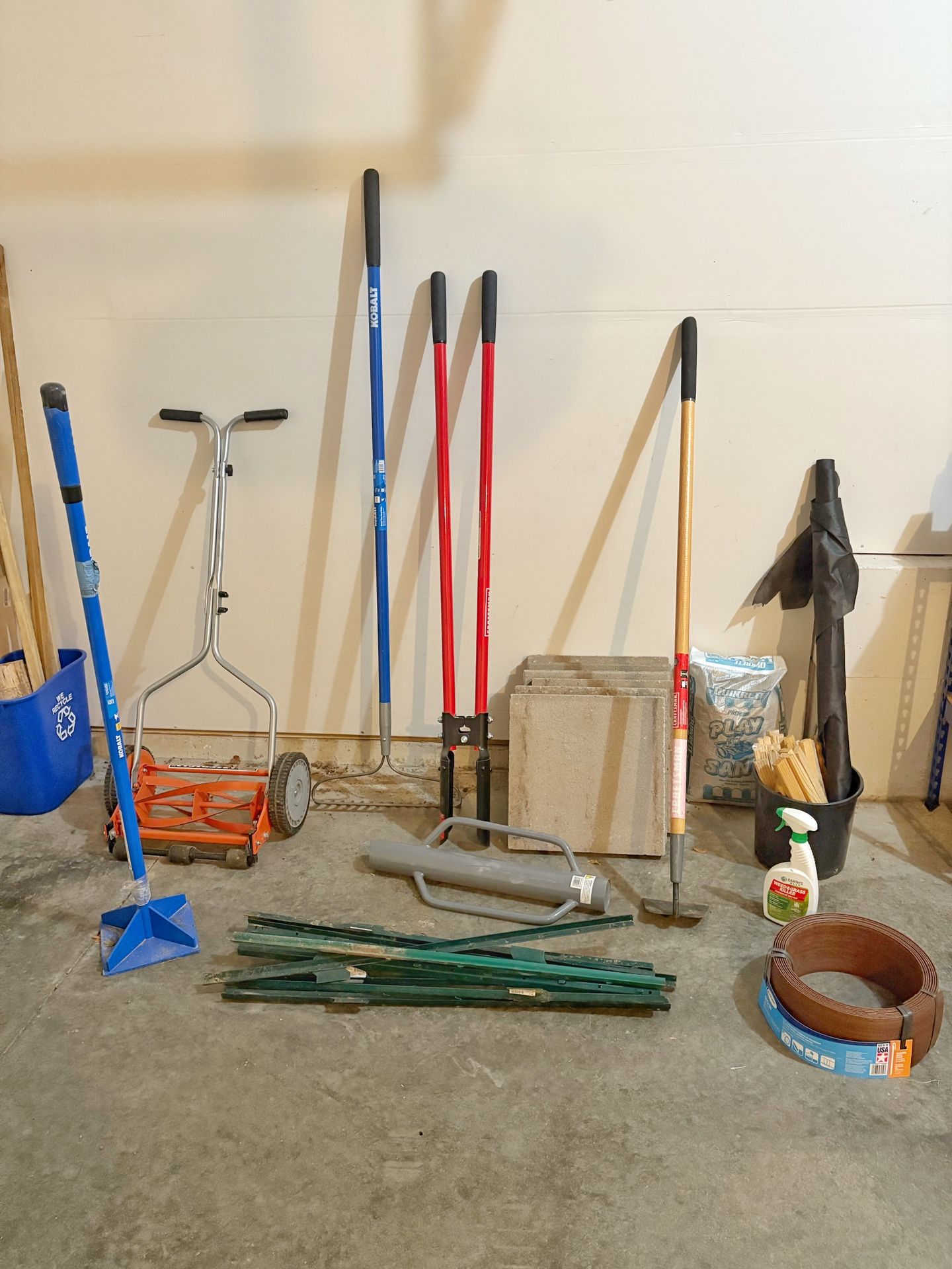 Yard & Garden Tool Supplies