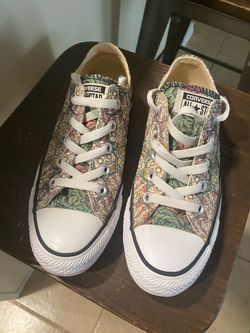 Converse Chuck Taylor All Star LowTop Sugar Skull Sneakers