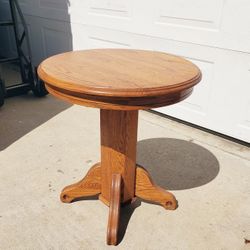 Vintage Wood Side Table 