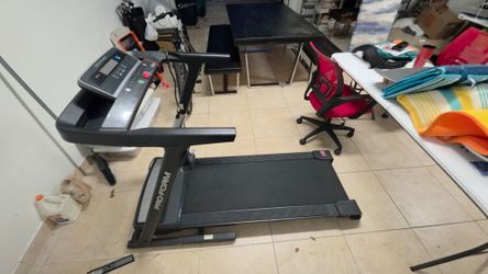 Proform treadmil
