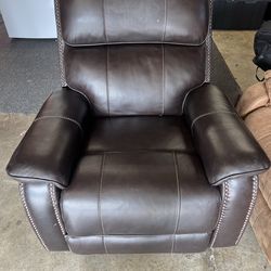 Recliner chair