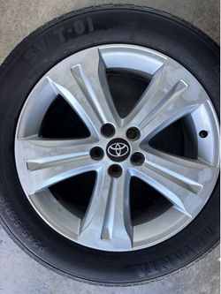 4  19” rims and tires Toyota Highlander