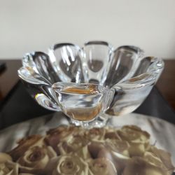 Mikasa - Crystal glass petal-shaped bowl, likely 'Zinnia' pattern by Mikasa
