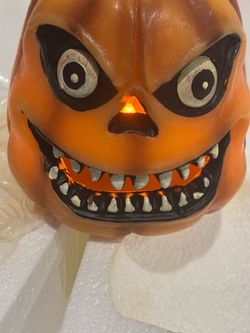 New Vintage-Style Halloween Spooky Jack-o'-Lantern Tabletop Decor