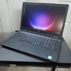 Dell Latitude 5590 15.6" Quad-Core i7-8665U 1.9GHz 16GB 512GB NVMe W11