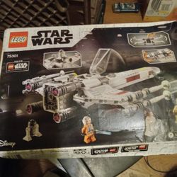 Star Wars Lego Luke Skywalker X-Wing Fighter 