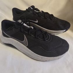 Nike Training Men's Shoes Size 11.5