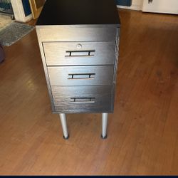 Salon Station | Hairstylist Or Barber STATION