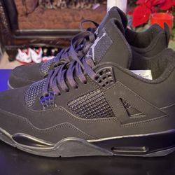 Jordan Retro 4 “Black Cat”
