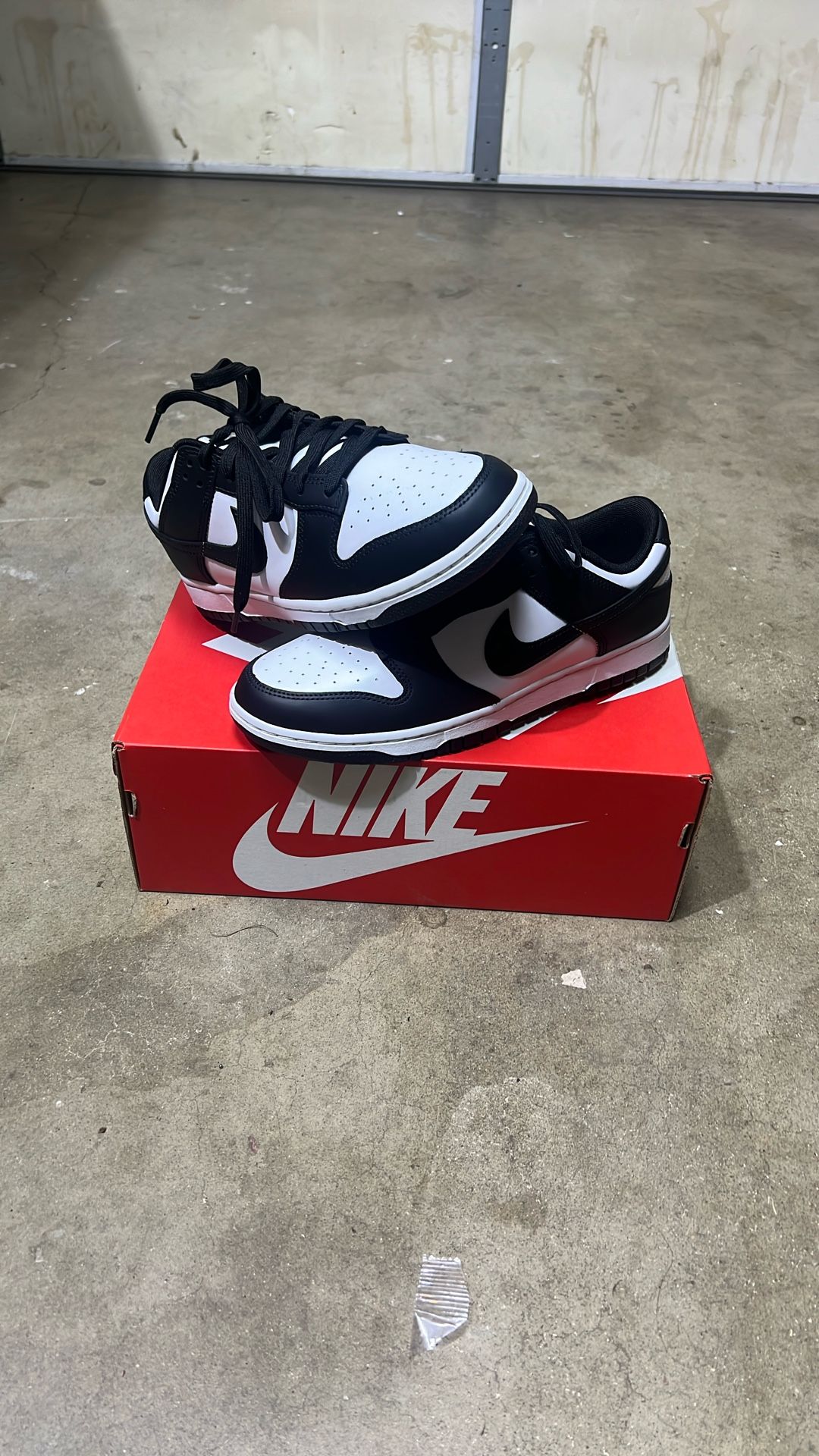 Nike Dunk Low Retro Pandas