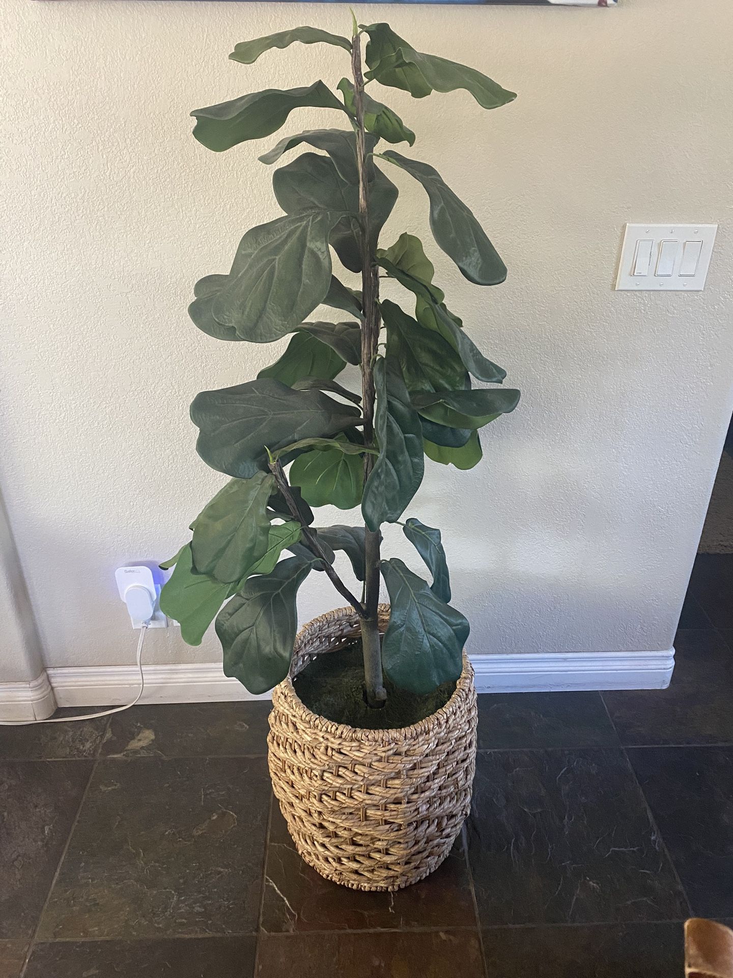 Decorative fake plant