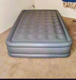 Air mattress ( full size )