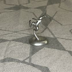 Sweet Shirley Williamsburg Virginia Pewter Dancing Rabbit Easter Mini Figurine