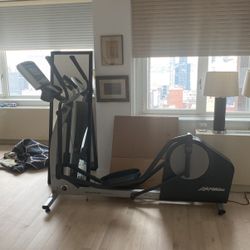 Life fitness Elliptical