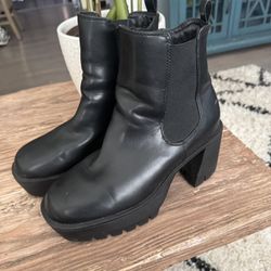 Madden Girl Boots 