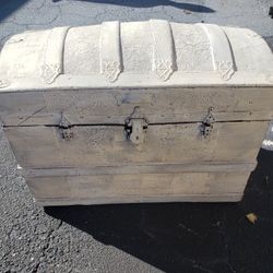 Vintage Painted Metal Steamer Trunk Or Chest