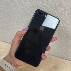 iPhone 8 Plus 64gb Unlocked 