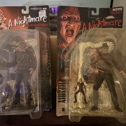 Horror & Sci-Fi Action Figure Collection Lot - McFarlane Movie Maniacs