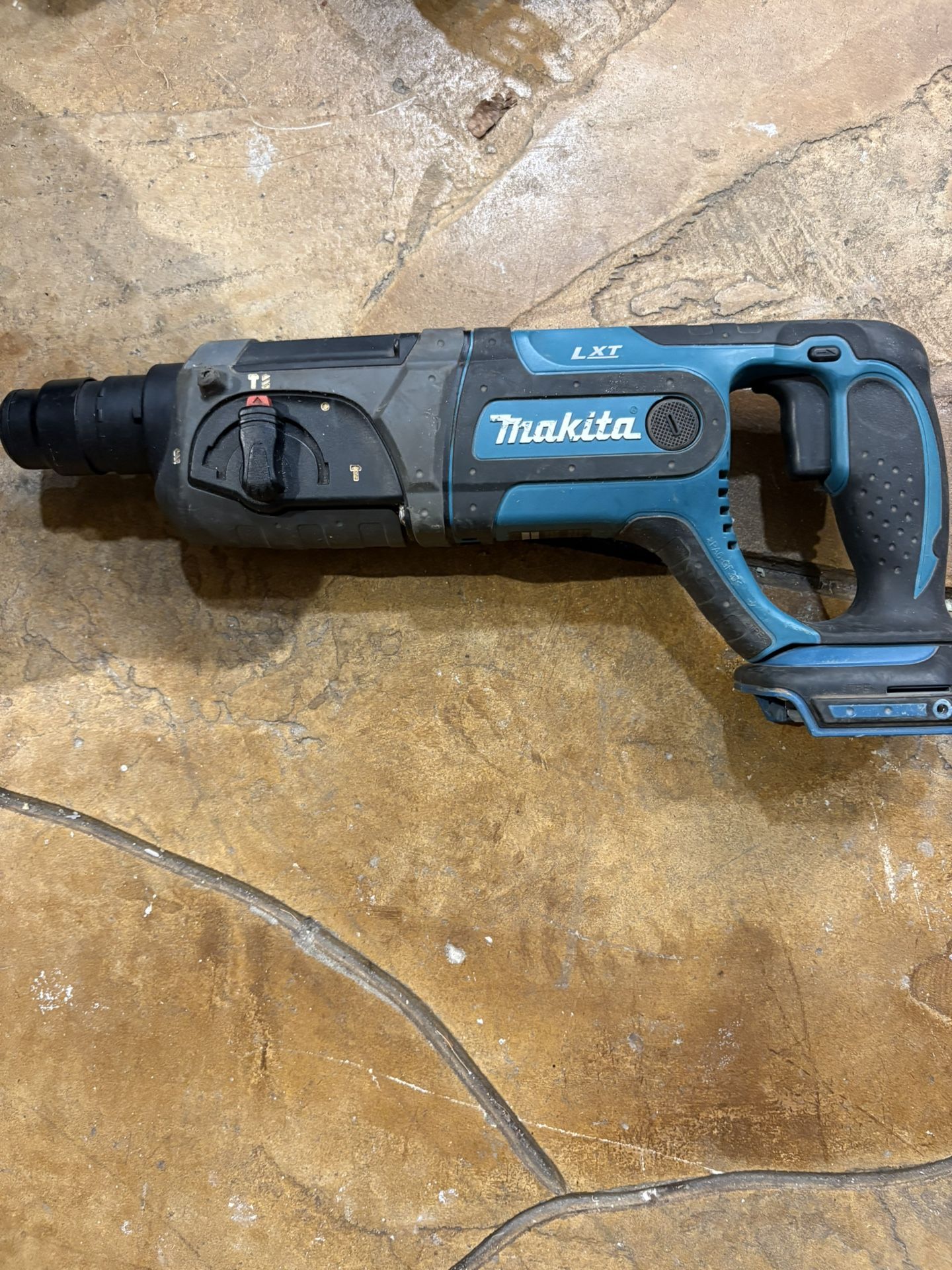 Makita 18V Hammer Drill