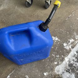 Kerosene fuel container 5 gallon new condition