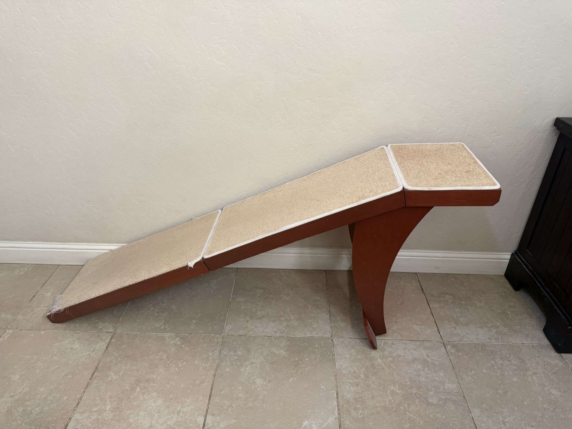 Large Carpeted Dog Ramp