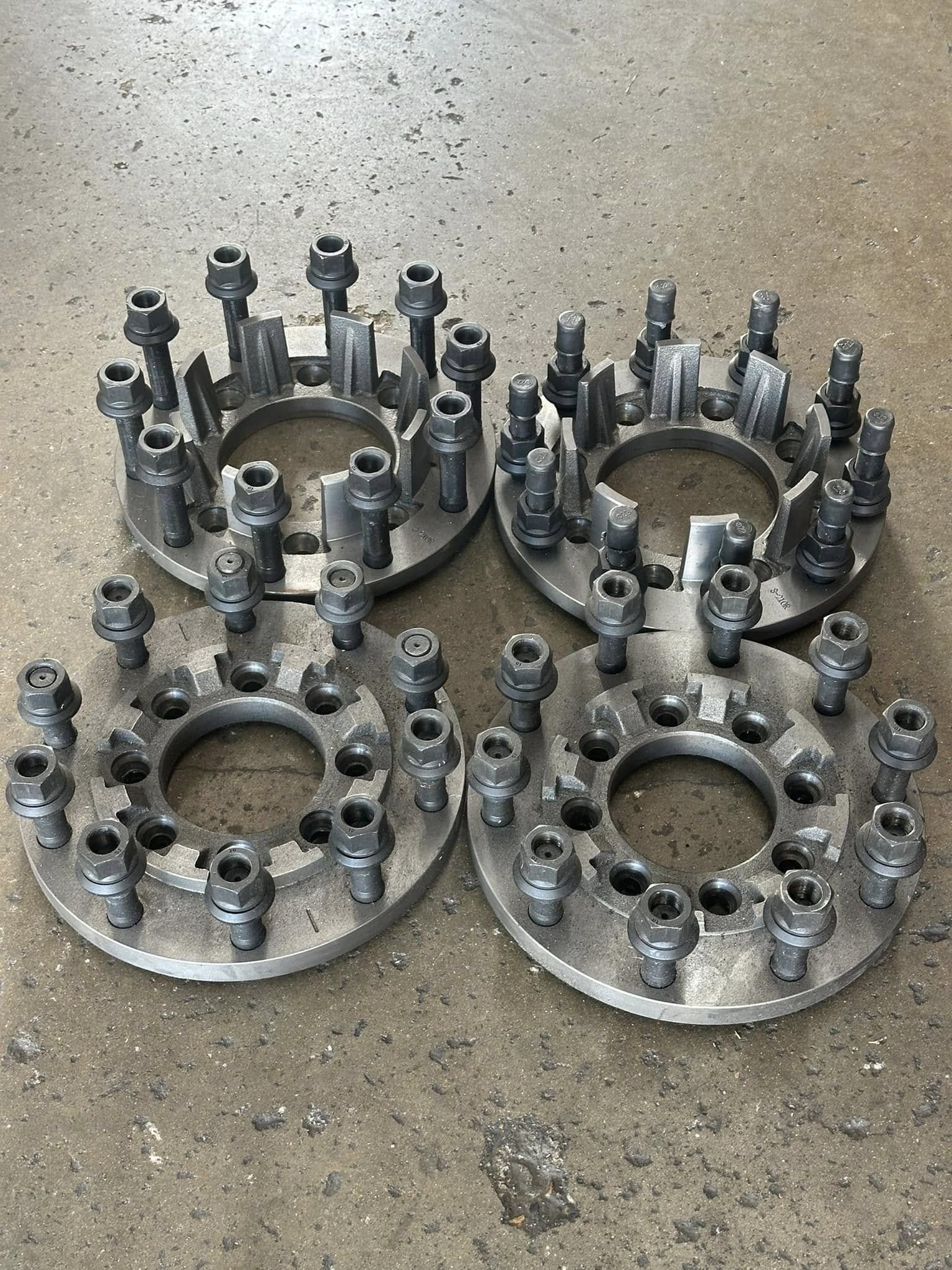 WE HAVE DUALLY ADAPTERS IN STCK