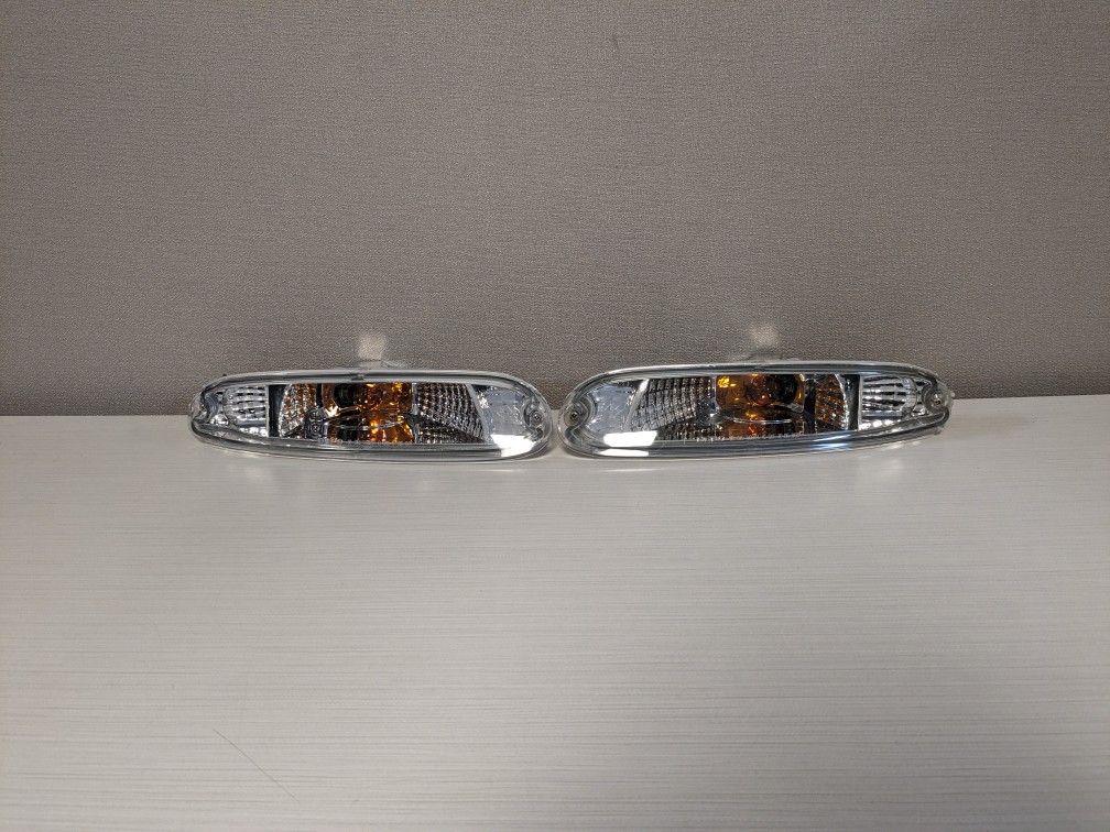 DEPO 90-97 Mazda Miata Crystal Clear Bumper Lights