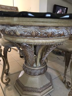 Dining table and 4 chairs