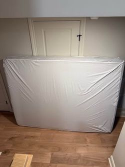 Casper 12” Memory Foam Queen Mattress