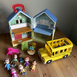Cocomelon Lot Deluxe Musical House & School Bus Figures Accessories