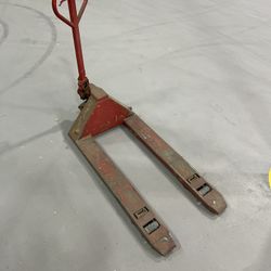 Used Pallet Jack – Good Working Condition