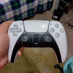 PS5 Controller with TMR joysticks