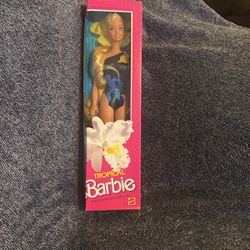 NIB 1985 Tropical Barbie Doll. Longest Hair Ever. #1017.