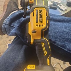 Dewalt  Multi Tool 