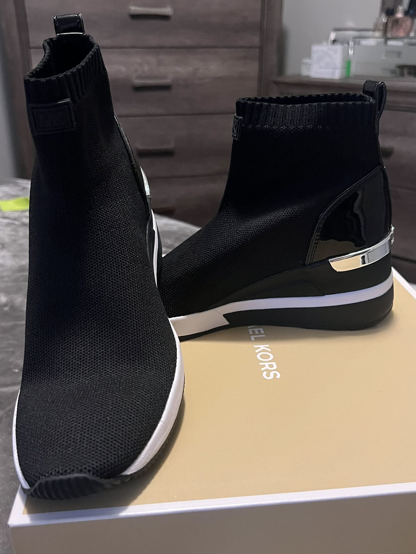 Michael Kors Women’s Booties 