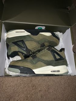 Olive Jordan 4s size 9 men