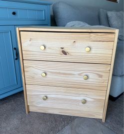 3-Drawer Pine Wood Dresser with Gold Knobs