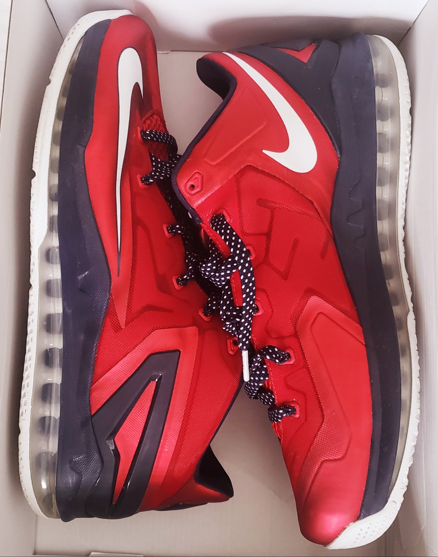 Nike LeBron 11 Low Independence Day