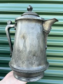 Ja stumps on watering Can 