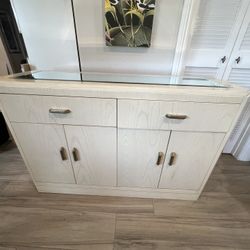 Cream White Paul American Martinsville