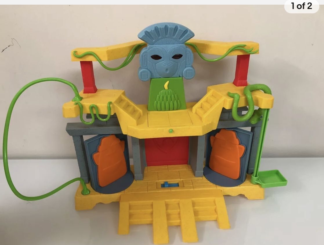 Paw Patrol Jungle Rescue Temple Playset