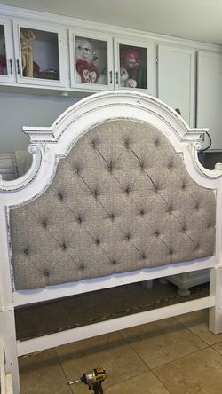 Bed quuen size