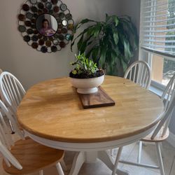 Extendable Round Wooden Dining Table with 4 White Chairs - Well Maintained